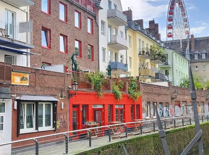 Victoria Altstadt Boardinghouse 4*